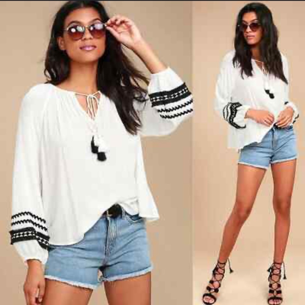 Do + Be Black Embroidered Long Sleeve Lightweight top